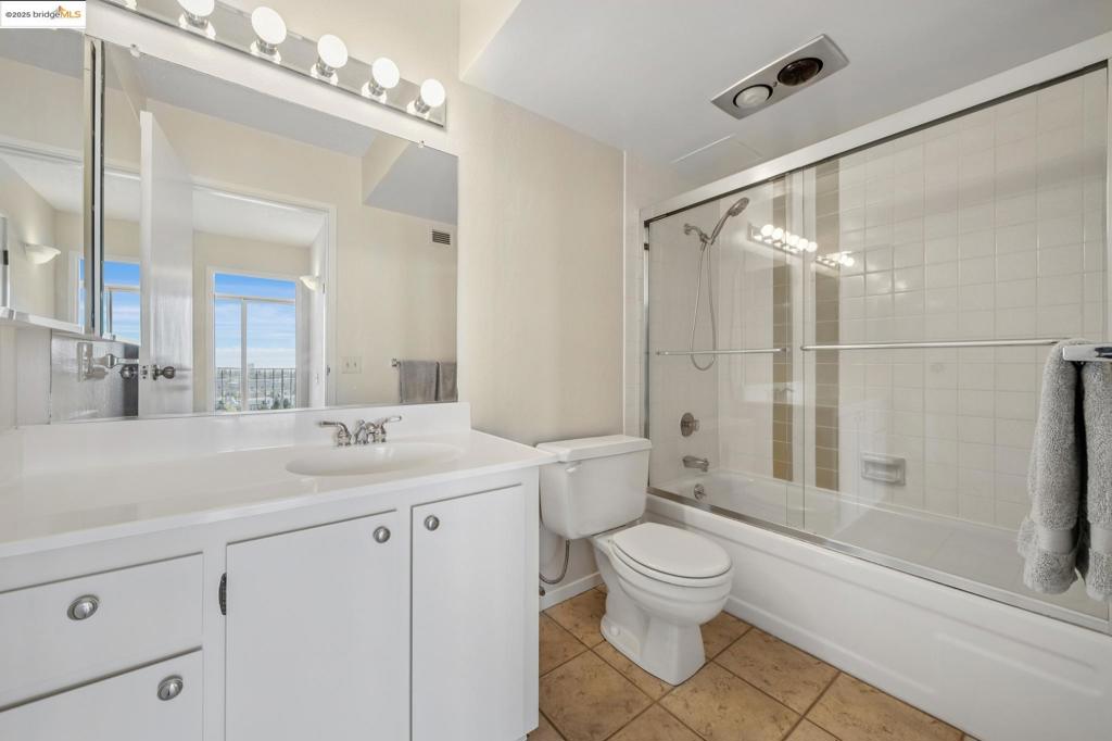 PIEDMONT AVENUE - Residential