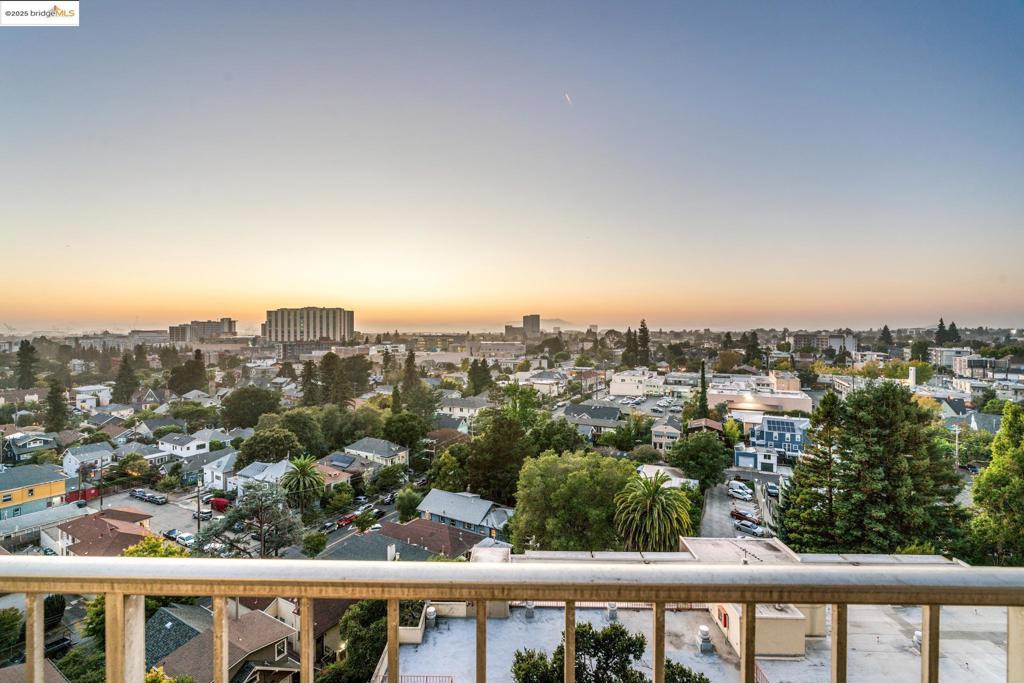 PIEDMONT AVENUE - Residential