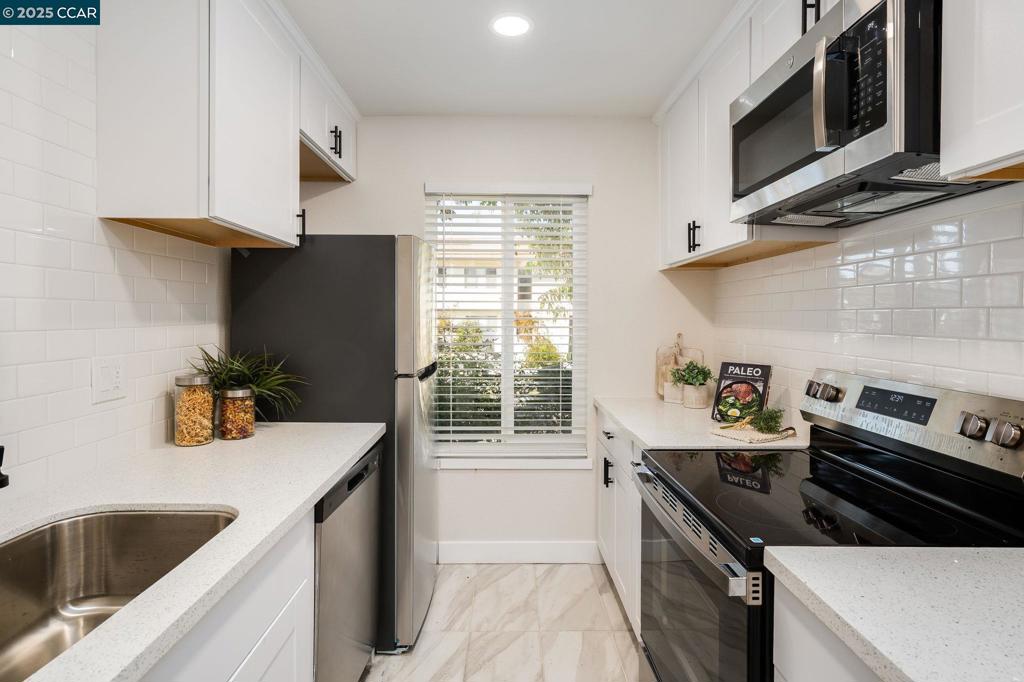 LAGUNA - Residential