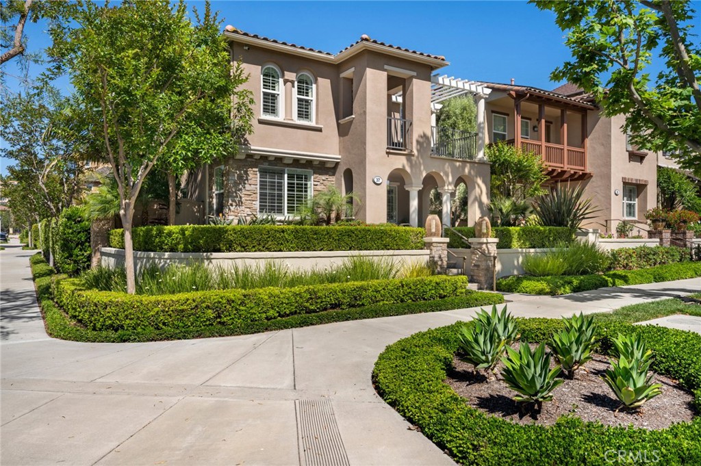 37 Golf Drive