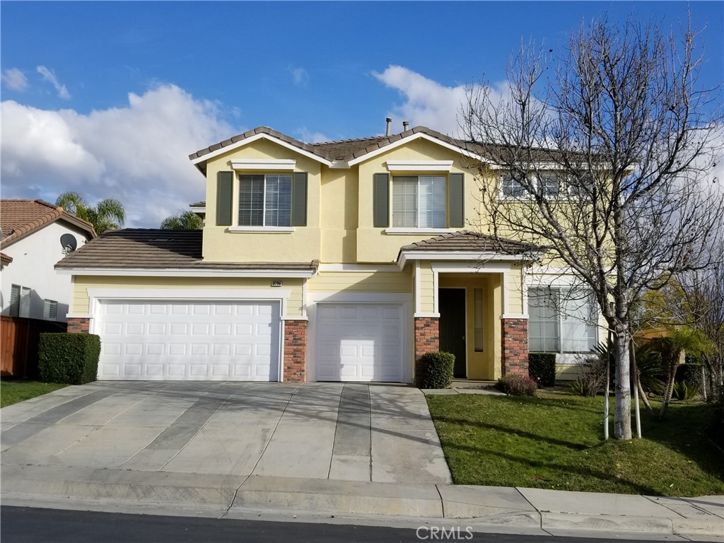 Beautiful home in Orangecrest gated community. Tile and wood floor entry. Granite counter tops with island and lots of cabinet space. Dual fireplaces and A/C heating units. Large master suite with huge walk-in closet, separated tub and shower, and a retreat area. Three-car garage with storage shelves. Walking distance to park and schools. Come enjoy this home!