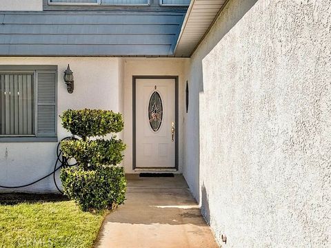 Photo of 13160 Riverview Dr, Victorville, CA 92395 (MLS # CV26085463)