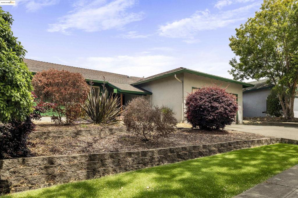 Properties 2 2847 Shane Dr