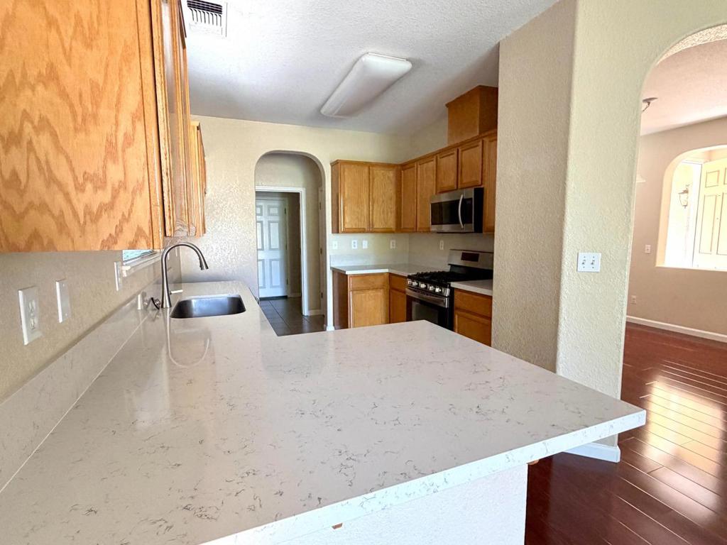 5487 Cooper Court