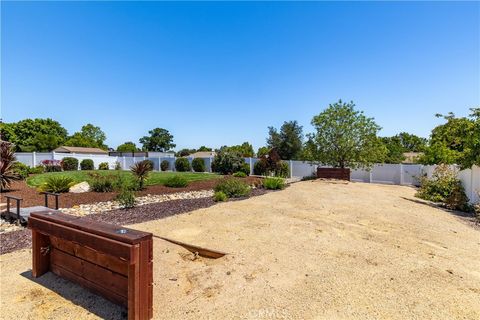 Tiny photo for 1275 Shane Lane, Templeton, CA 93465 (MLS # NS26096322)