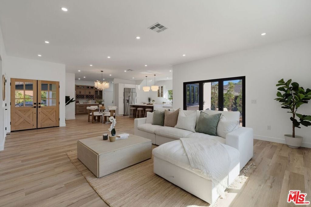 14141 Clarissa Lane