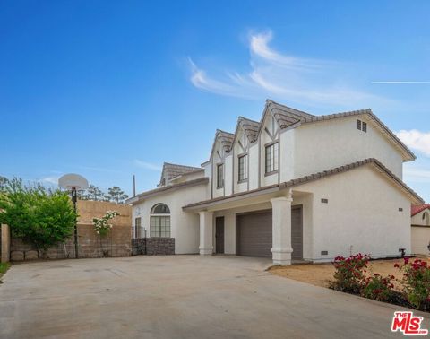 Photo of 2232 Thomas Avenue, Palmdale, CA 93550 (MLS # 26799910)