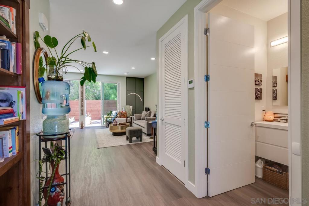 La Mesa - Residential