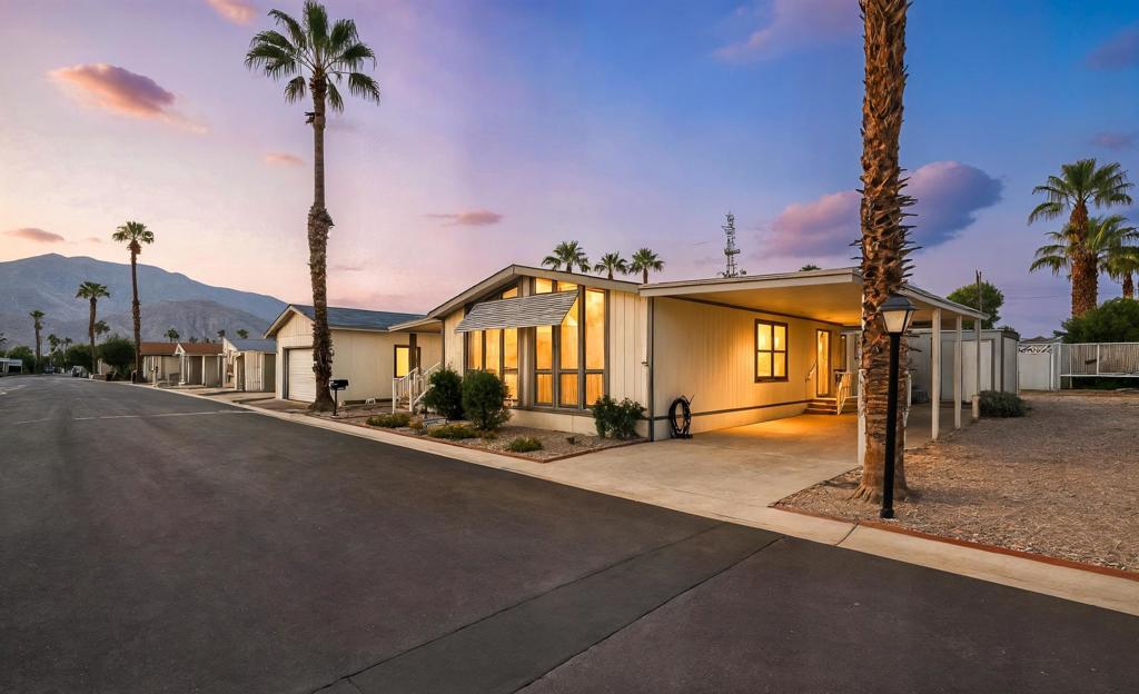 The Canyon - Manufactured In Park