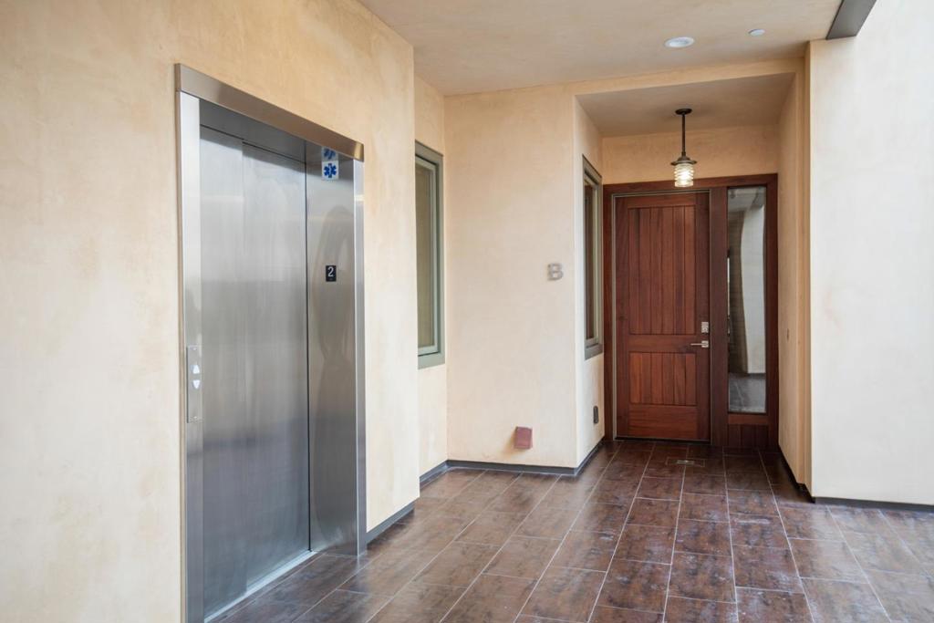 575 Foam Street B