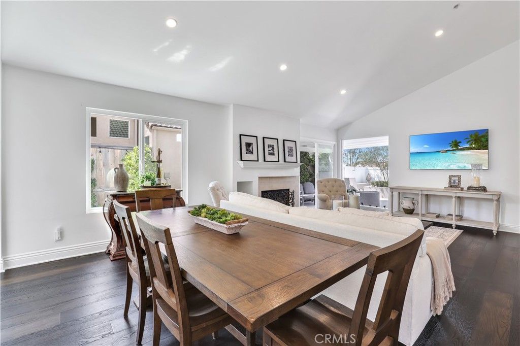 Photo of 718 Via Nublado, San Clemente, CA 92672 (MLS # OC26084044)