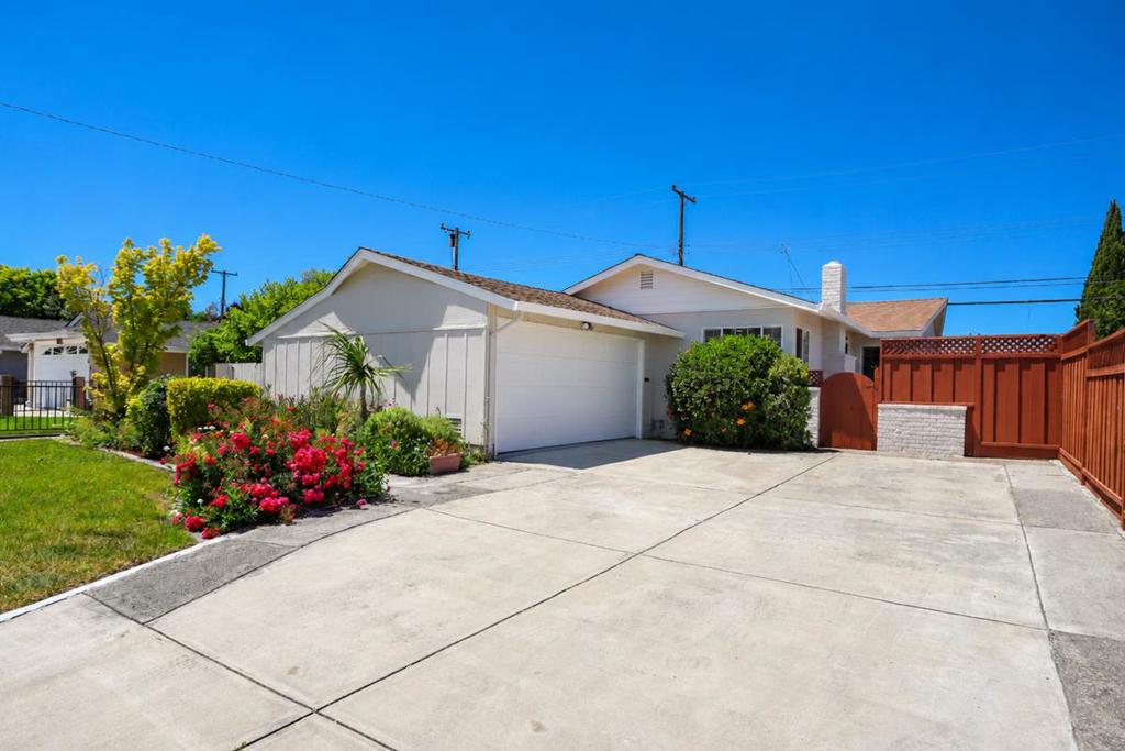 3205 Machado Avenue