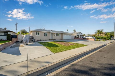 11721 Palmwood Drive Garden Grove CA 92840
