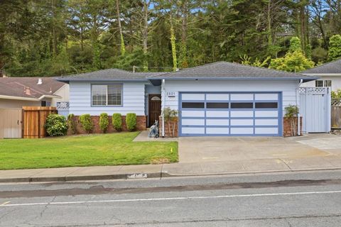 Photo of 2821 Oakmont Drive, San Bruno, CA 94066 (MLS # ML82055293)