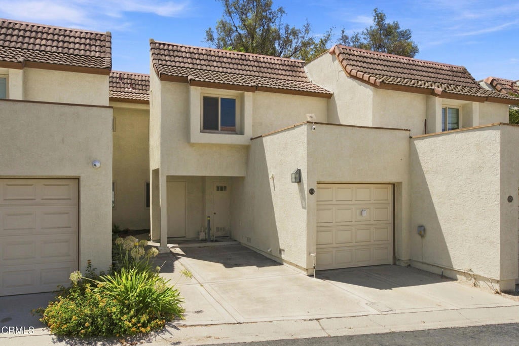 884 Endicott Drive