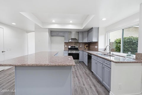 Tiny photo for Thousand Oaks, CA 91320 (MLS # 226005114)