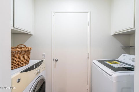 Tiny photo for Thousand Oaks, CA 91320 (MLS # 226005114)