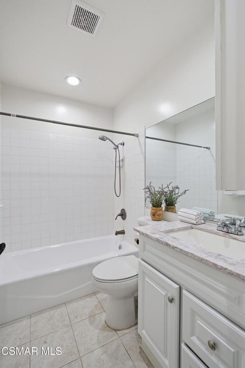 Tiny photo for Thousand Oaks, CA 91320 (MLS # 226005114)