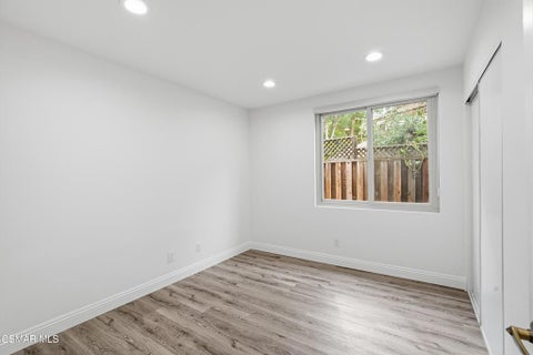 Tiny photo for Thousand Oaks, CA 91320 (MLS # 226005114)