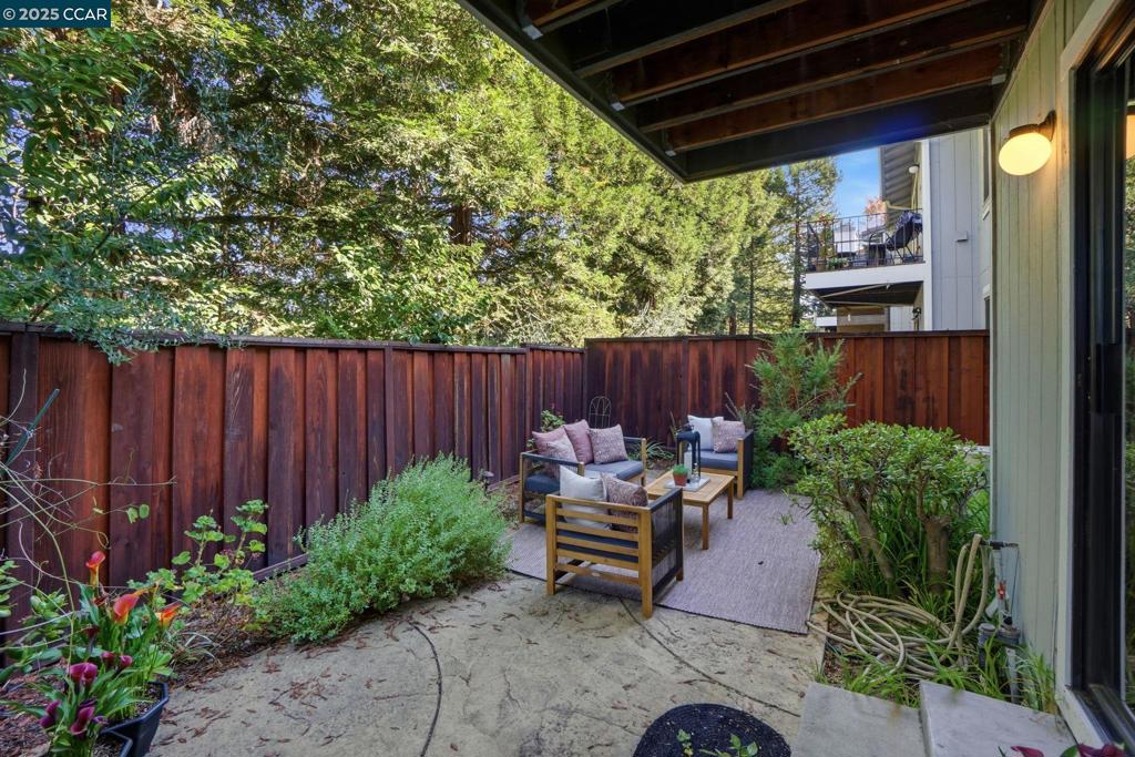 MISSION PINES - Residential