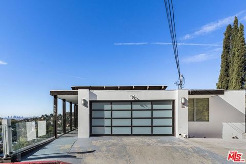 Photo of 5636 Tuxedo Terrace, Los Angeles, CA 90068 (MLS # 26636527)