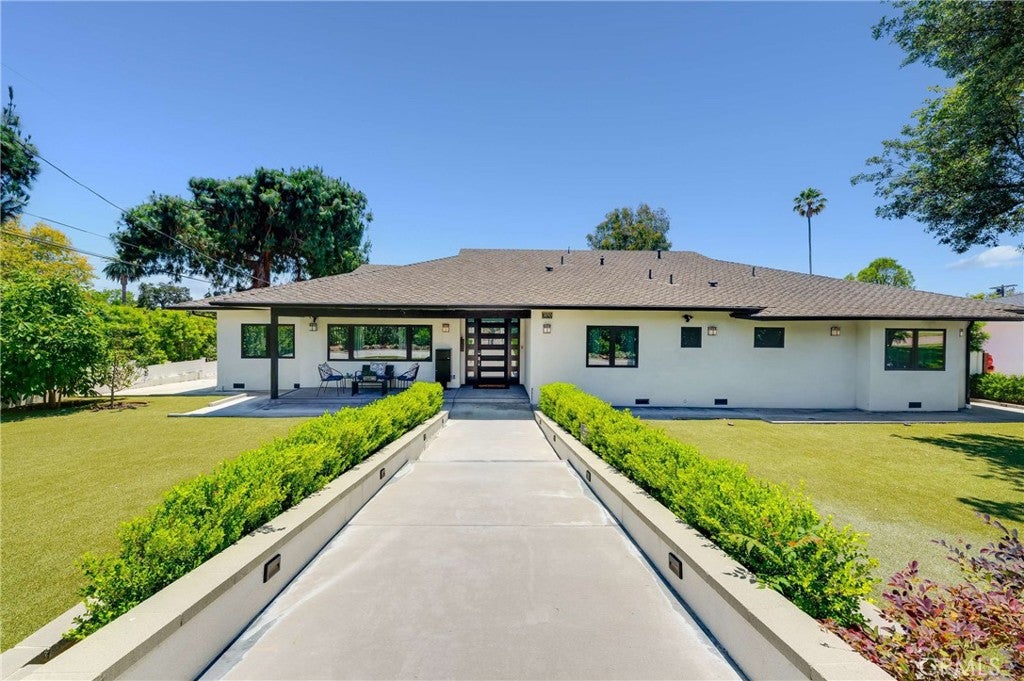3890 Shadow Grove Road