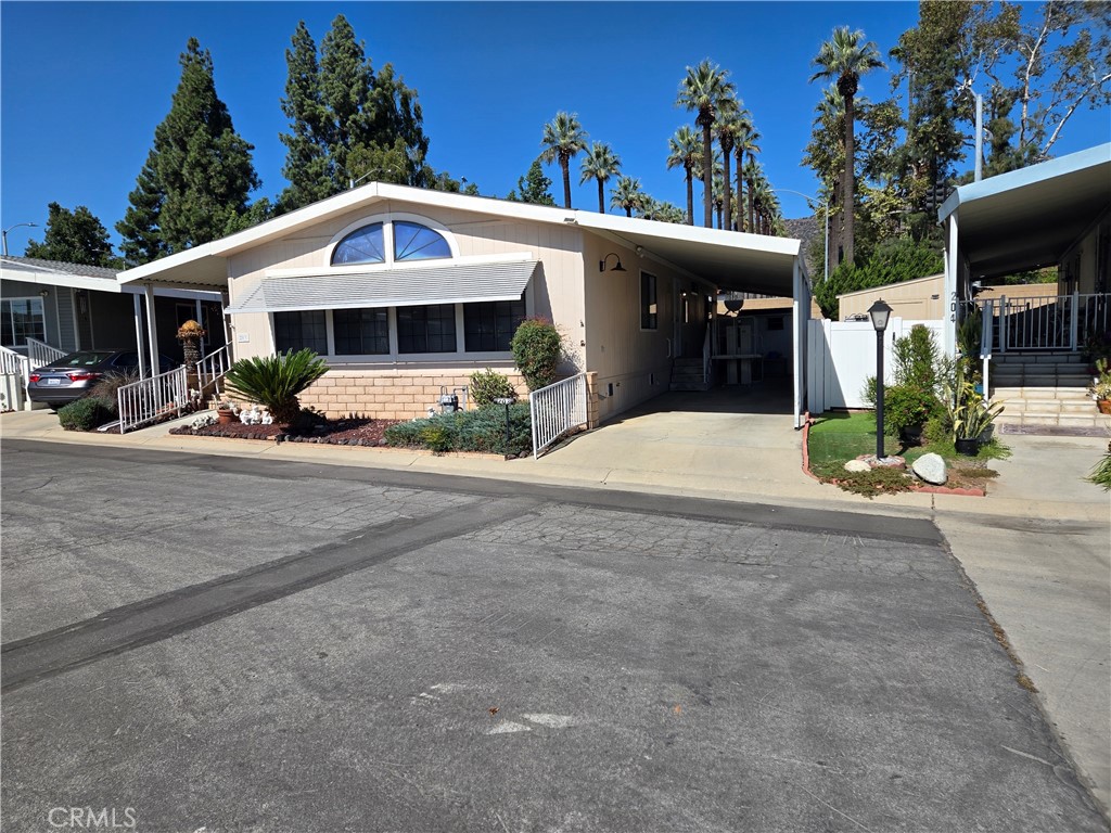 840 Foothill Boulevard 203