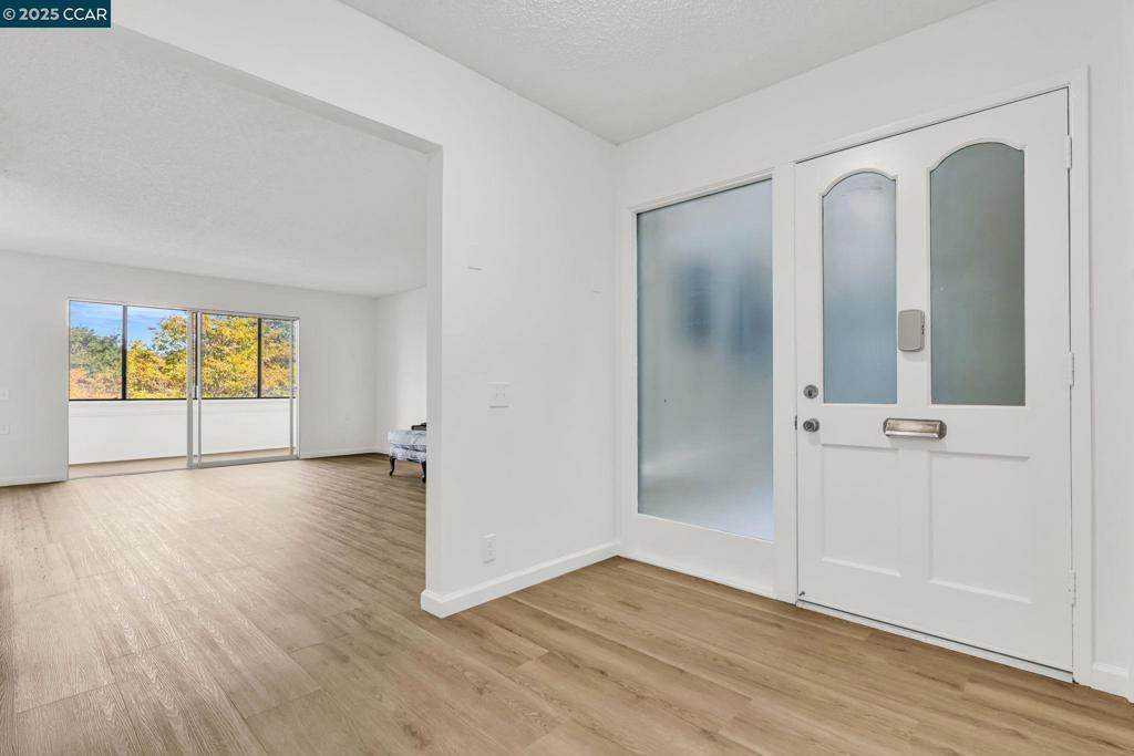 ROSSMOOR - Residential