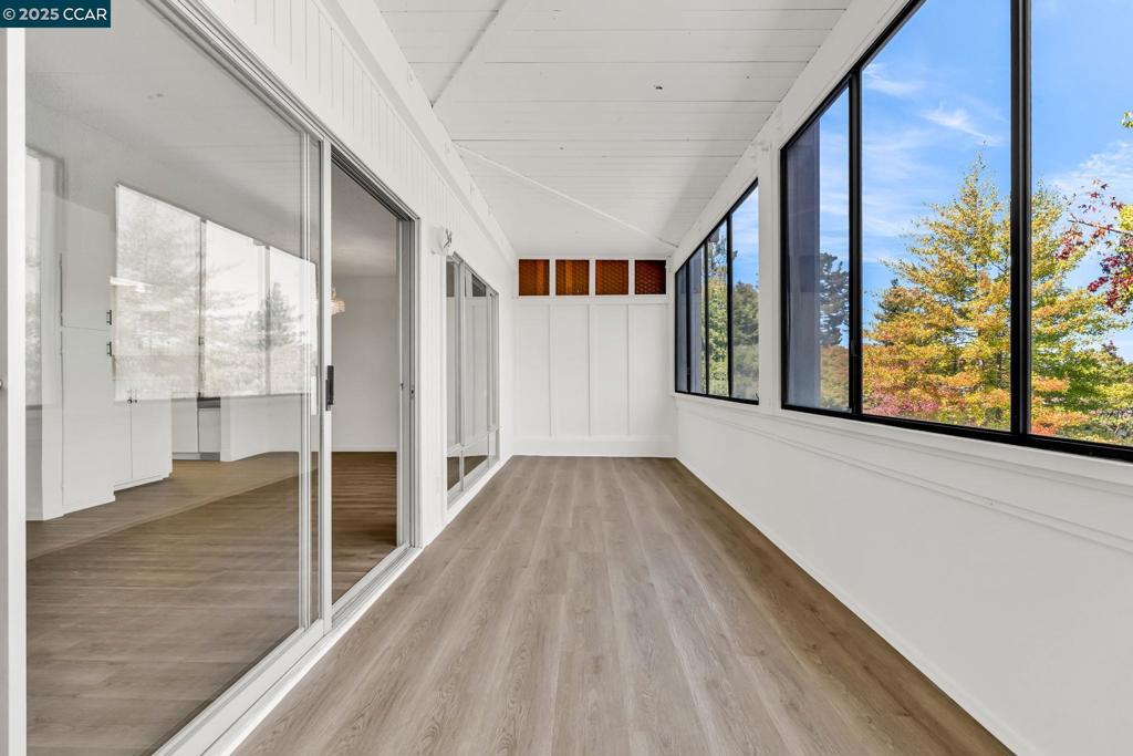 ROSSMOOR - Residential