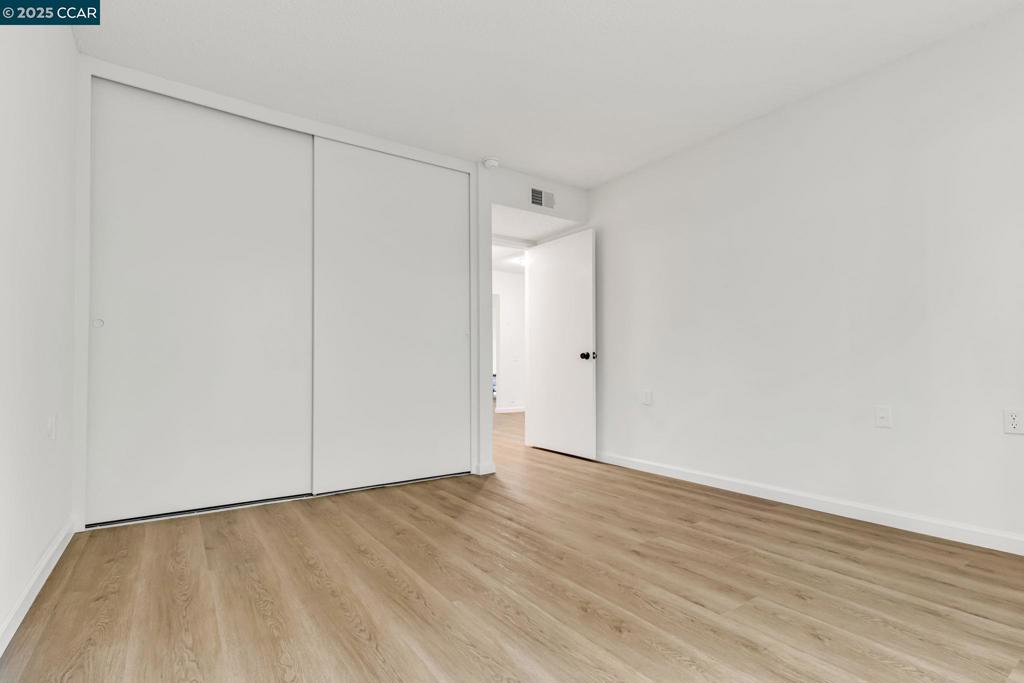 ROSSMOOR - Residential