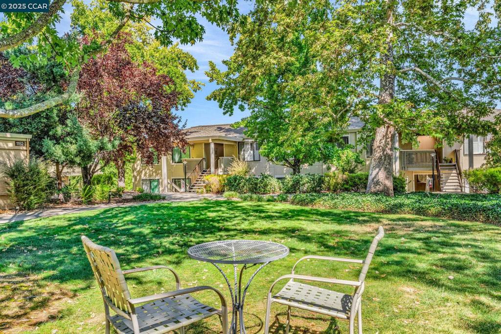 ROSSMOOR - Residential