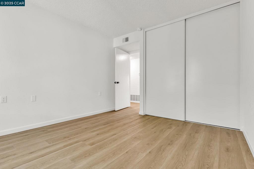 ROSSMOOR - Residential