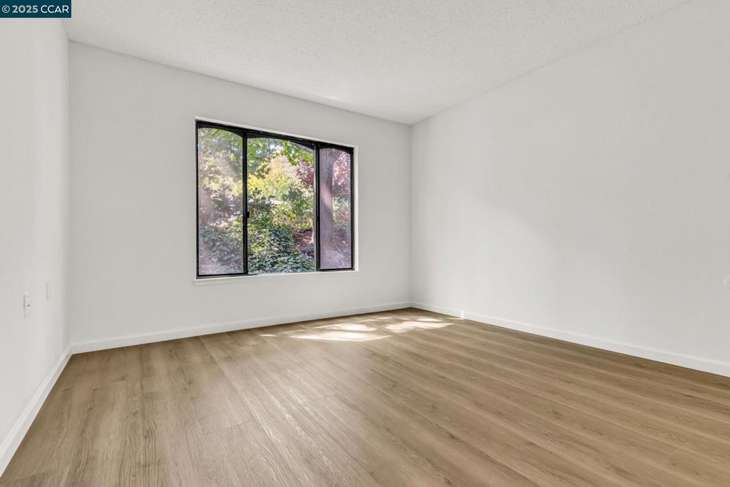 ROSSMOOR - Residential