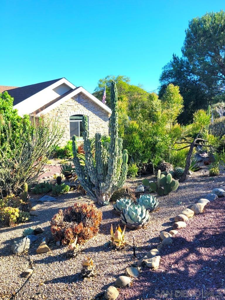 Ramona - Residential