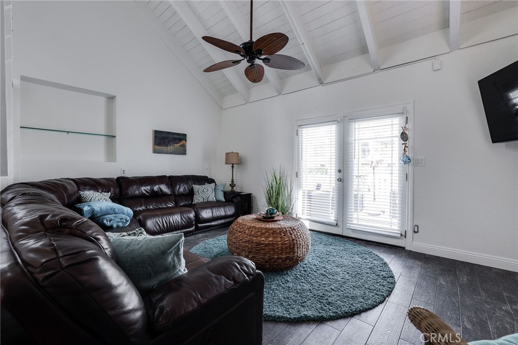 620 18th Street Front House