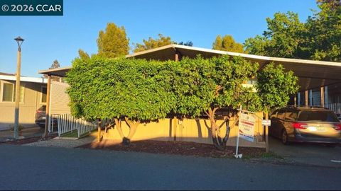 Photo of 16 Surf Drive Dr, Pittsburg, CA 94565 (MLS # 41127563)
