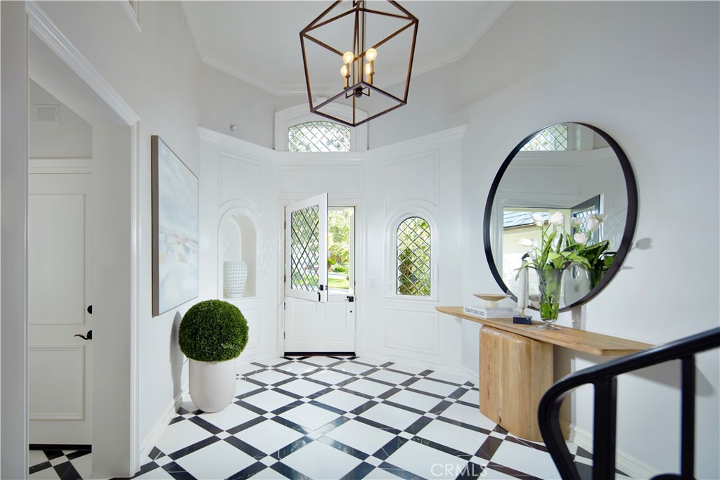 2 Royal Saint George Road