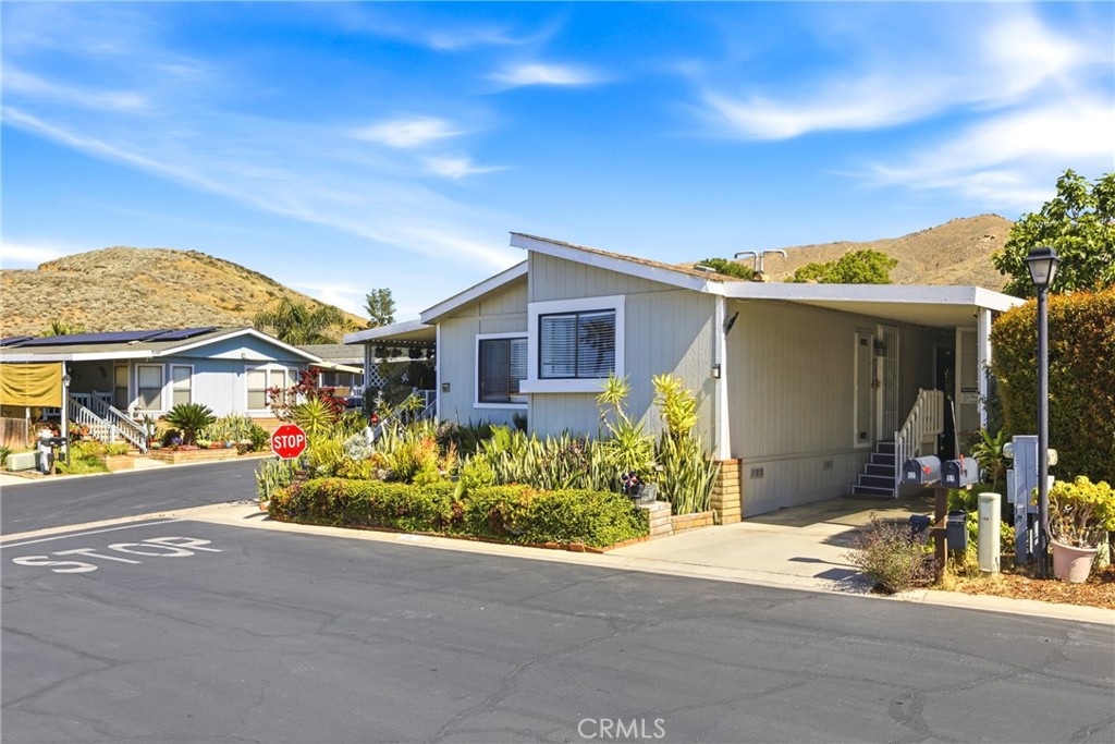 4080 Pedley Space 52