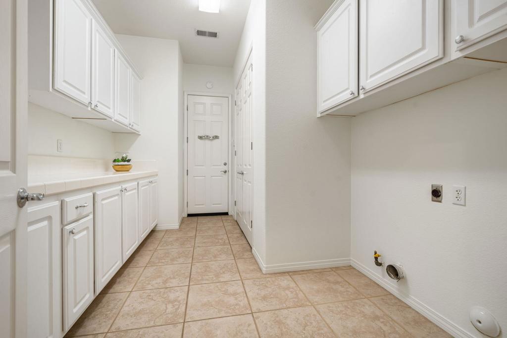 Esplanade - Residential Lease