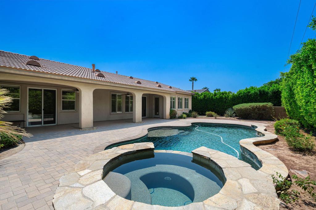 Esplanade - Residential Lease