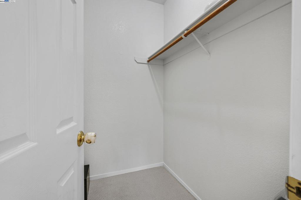 WILLOWBROOK - Residential