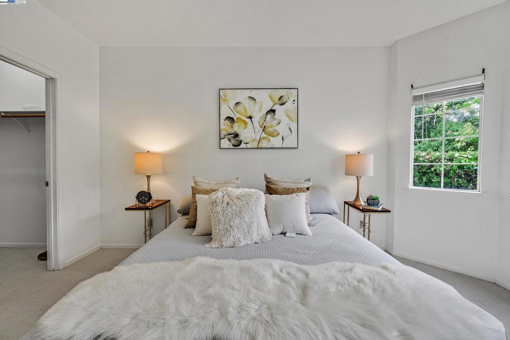 WILLOWBROOK - Residential