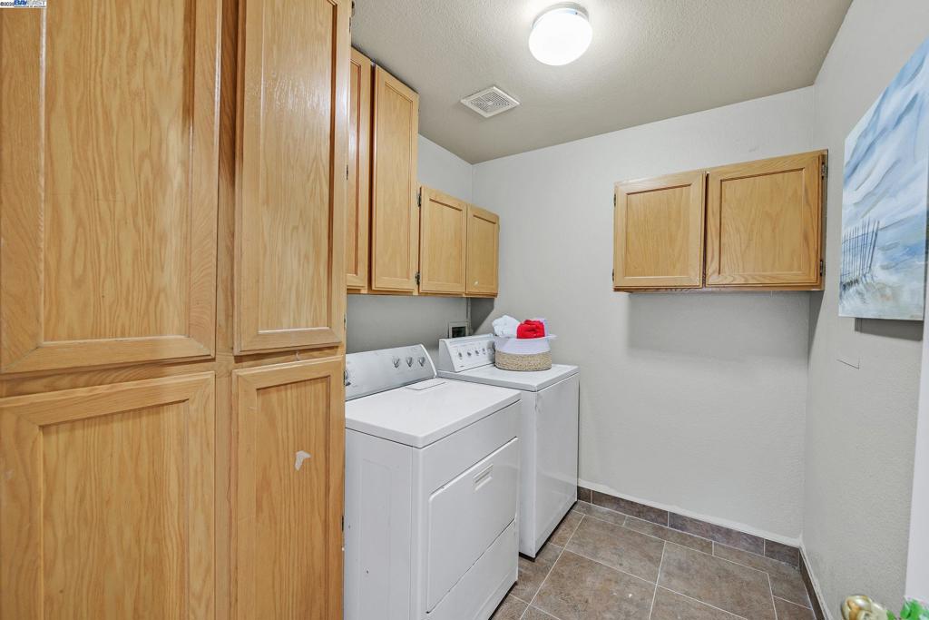 WILLOWBROOK - Residential