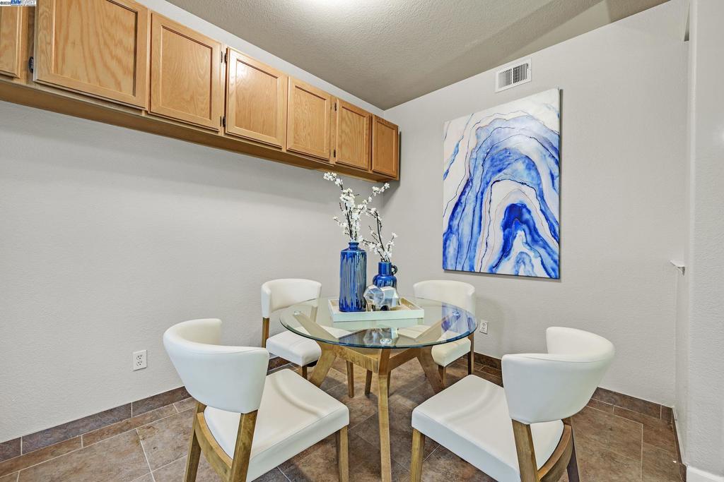 WILLOWBROOK - Residential