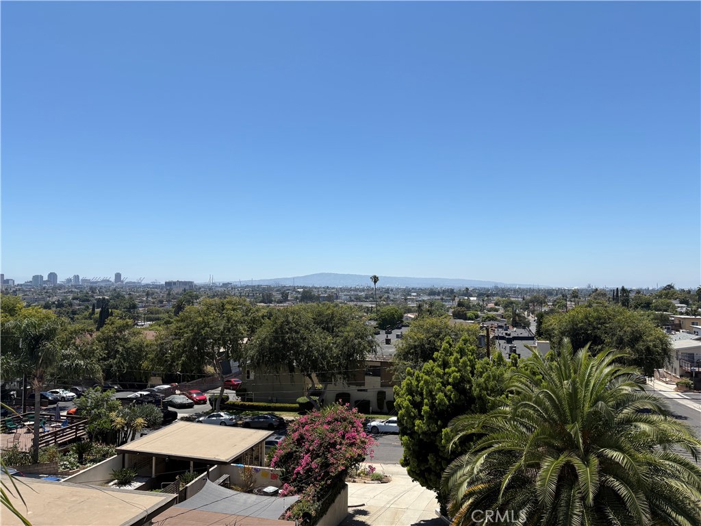 1994 Stanley Avenue