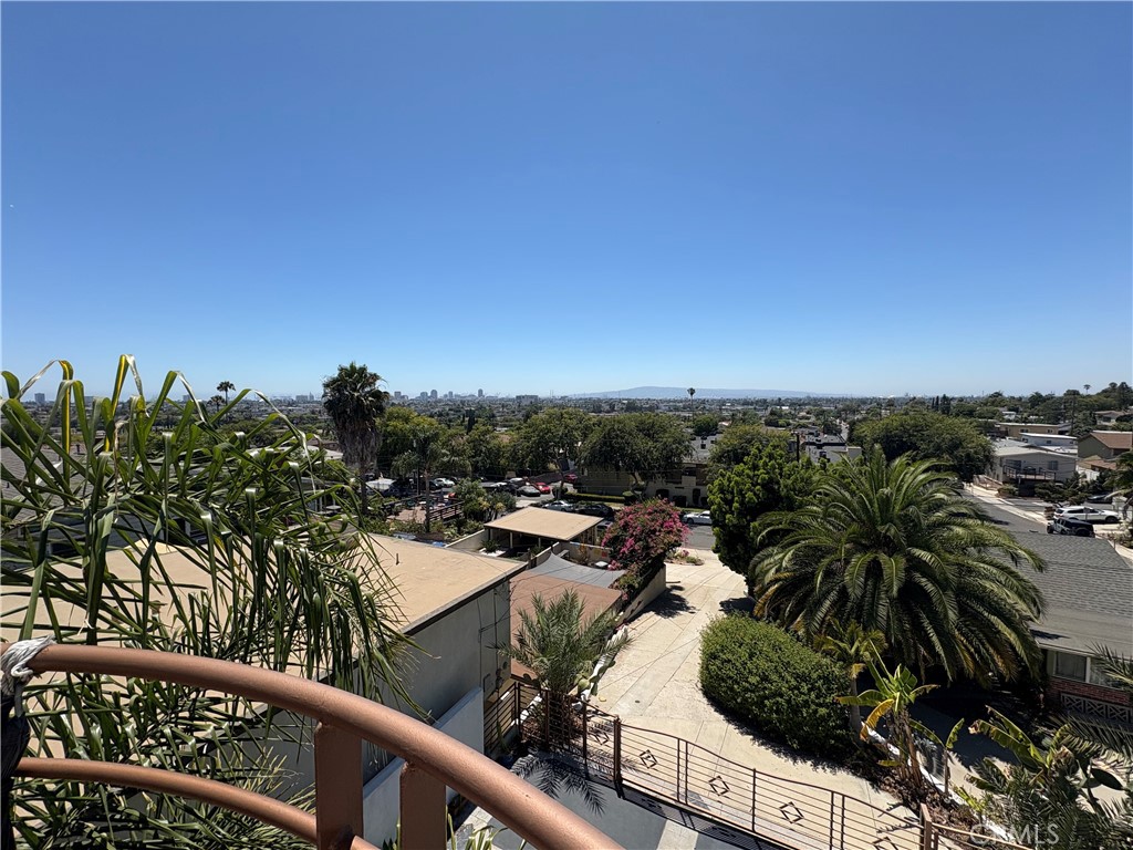 1994 Stanley Avenue
