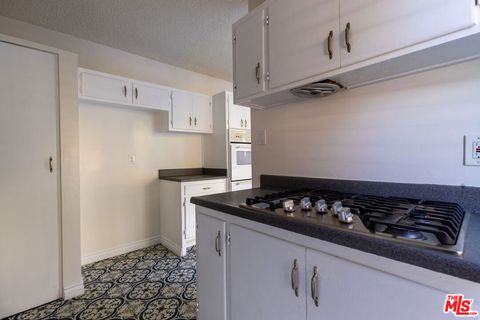 Photo of 11133 Rose Avenue #3, Los Angeles, CA 90034 (MLS # 25618891)