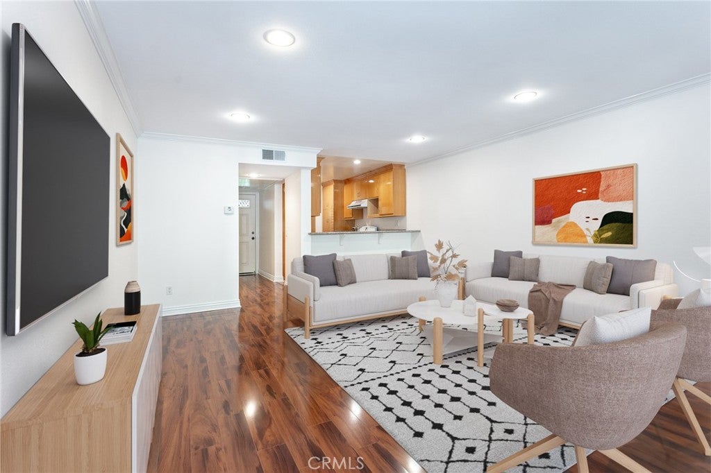 7101 Farralone Avenue 141