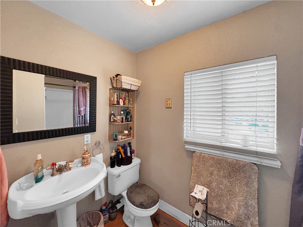 Huntington Beach, California, 92647, United States, 7 Bedrooms Bedrooms, ,5 BathroomsBathrooms,Residential,Active,2042733
