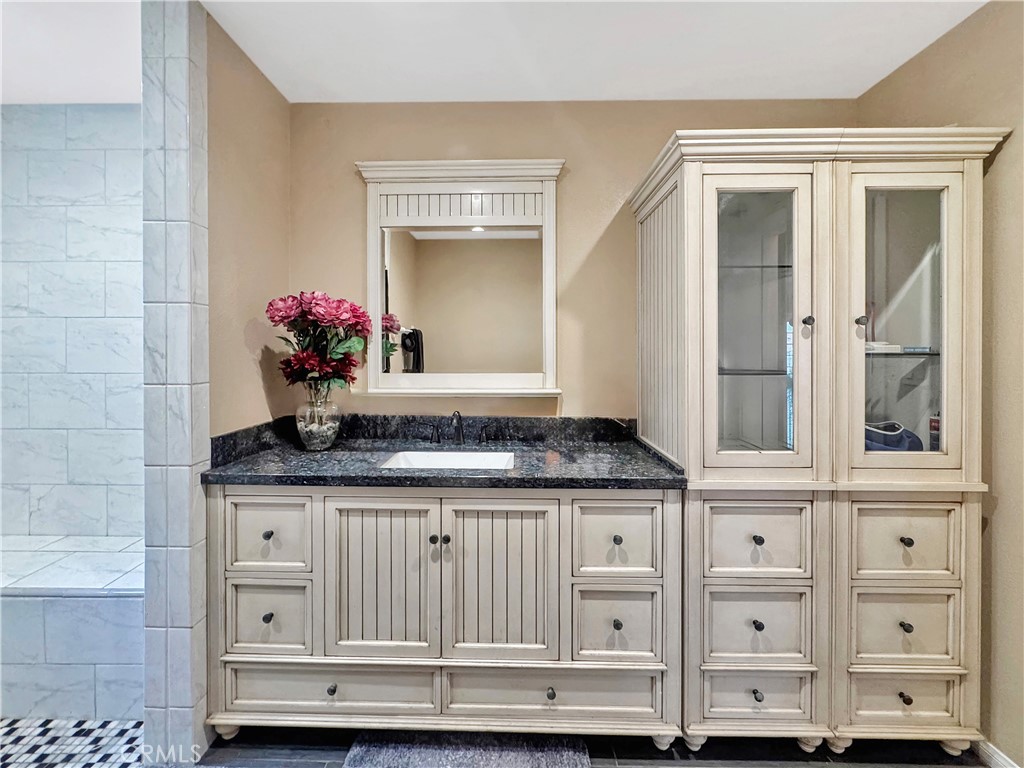 Huntington Beach, California, 92647, United States, 7 Bedrooms Bedrooms, ,5 BathroomsBathrooms,Residential,Active,2042733